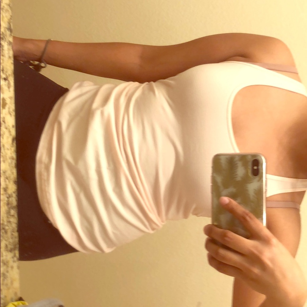 LULULEMON PINK TEE
